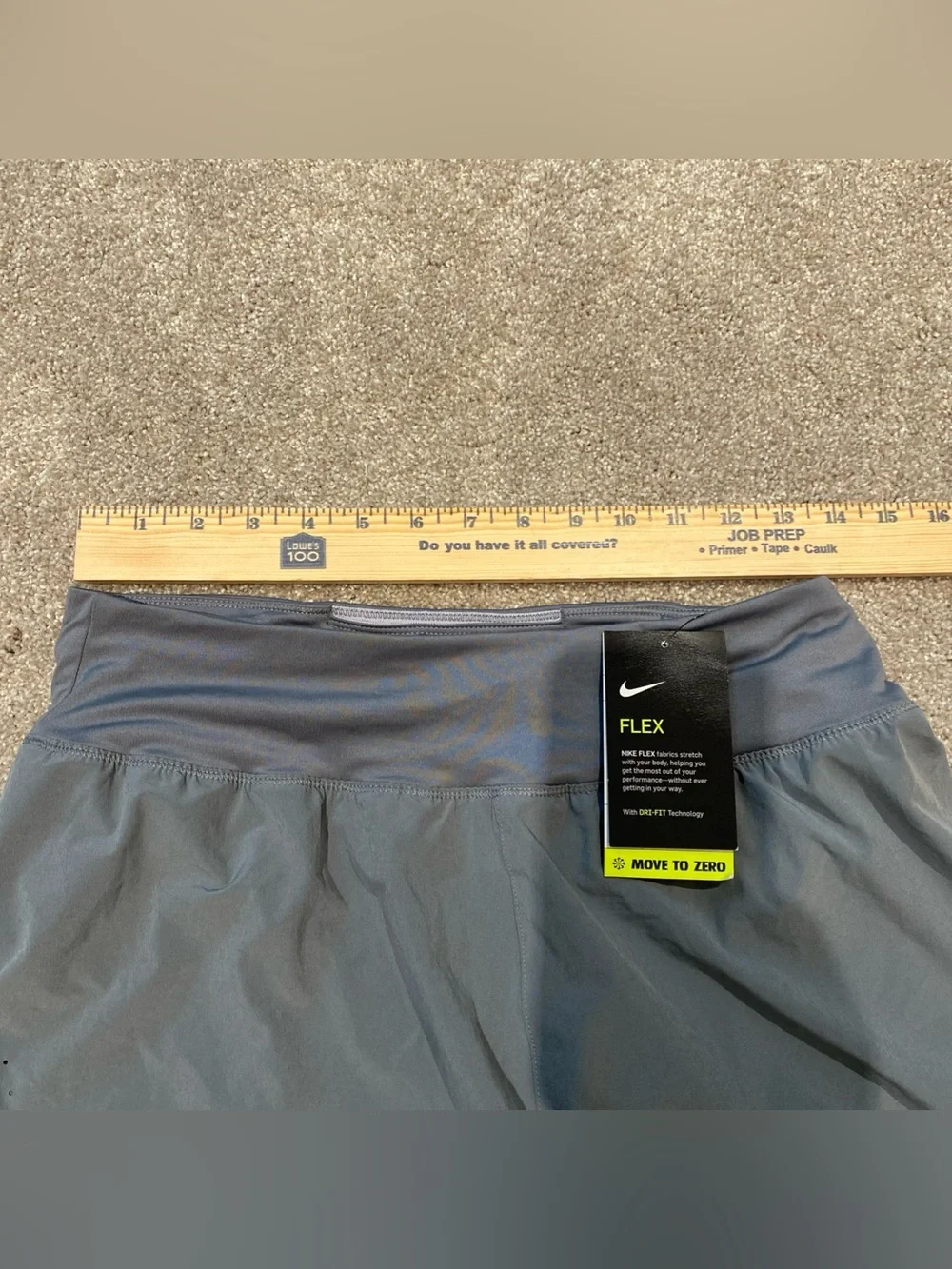 Nike Women's Dri-Fit Eclipse Gray Running Shorts Size M Lined Pockets NWT